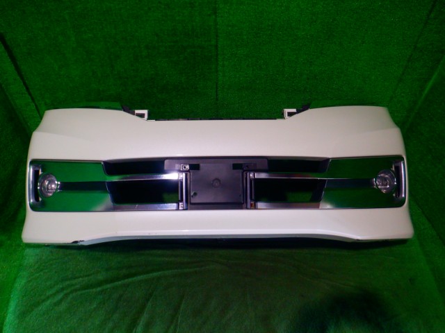 【中古】中古部品 セレナ C26 フロントバンパー 【3340140100-000026135910100】|e-cleマート