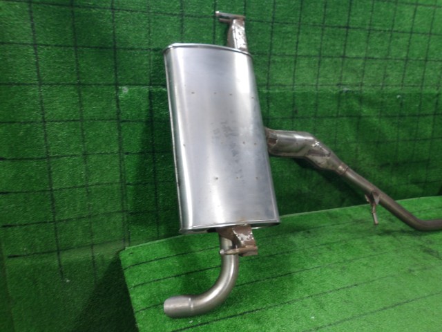 【中古】中古部品 カローラスポーツ ZWE211H ﾘｱﾏﾌﾗｰ 【3330420100-260626000422500】｜e-cleマート 19,718円