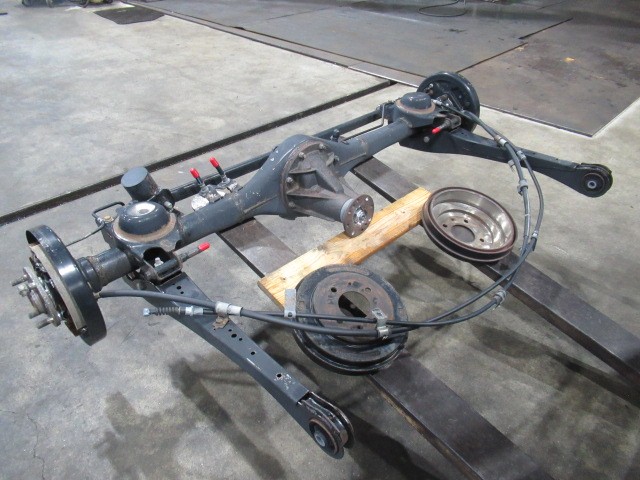 【中古】中古部品 ミニキャブ U62V ﾘｱﾘｼﾞｯﾄﾃﾞﾌ 【3330540100-260310000741220】｜e-cleマート