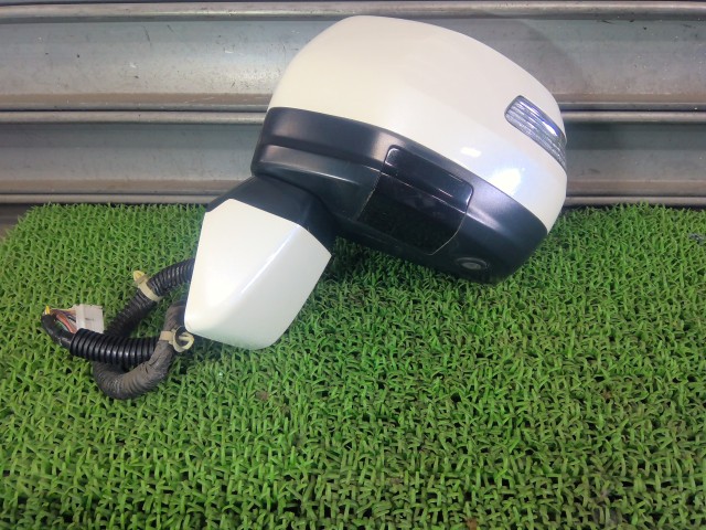 【中古】中古部品 ステップワゴン RK5 左サイドミラー 【3330540100-260606000113600】|e-cleマート