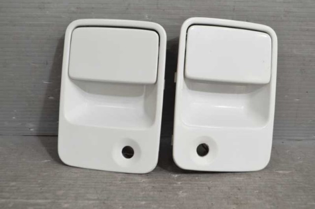 【中古】中古部品 バモス HM2 右ﾌﾛﾝﾄﾄﾞｱ 【3310580000-260713001513100】｜e-cleマート