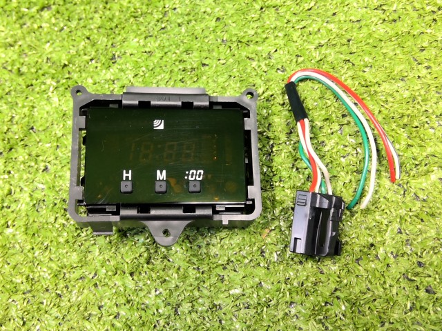 【中古】中古部品 bB NCP30 時計 【3330200100-252644000068050】|e-cleマート