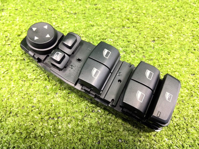 【中古】中古部品 BMW X3 WX30 パワーウインドウスイッチ 【3330200100-252559000061900】|e-cleマート