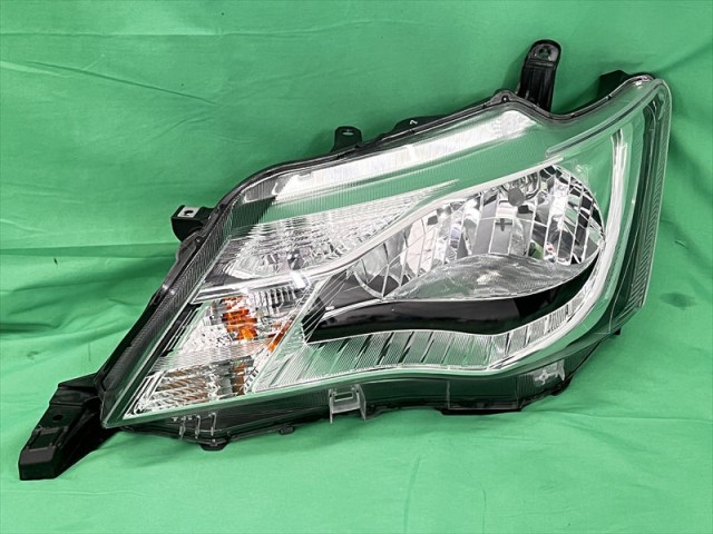 【中古】中古部品 カローラフィールダー NKE165G 左ヘッドランプ 【3330240100-002026570210900】|e-cleマート