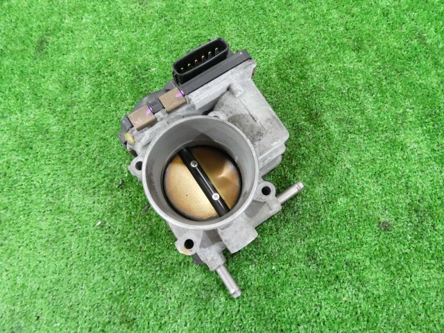 【中古】中古部品 レガシィ BP5 ｽﾛｯﾄﾙﾎﾞﾃﾞｨ 【3260250000-000026086320300】｜e-cleマート