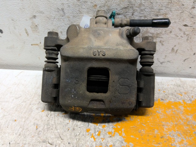 【中古】中古部品 セルボ HG21S 左フロントキャリパー 【3310160100-000004480444360】|e-cleマート