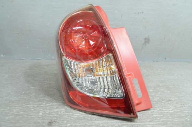 【中古】中古部品 ラクティス NCP100 左テールランプ 【3310580000-260714001415600】|e-cleマート