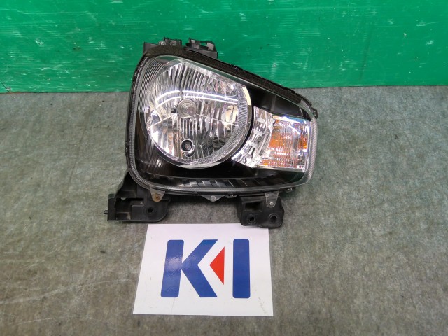 【中古】中古部品 アルト HA36S 右ヘッドランプ 【3260310000-260714000110800】|e-cleマート