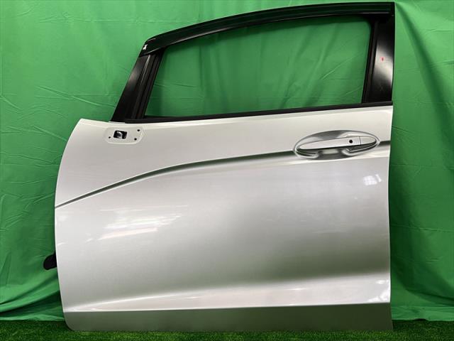 【中古】中古部品 シャトル GP8 左フロントドア 【3330240100-002026571713200】|e-cleマート