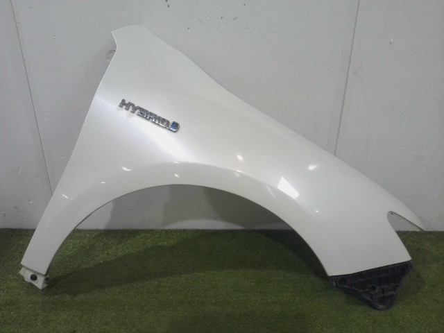 【中古】中古部品 カムリ AVV50 右フロントフェンダー 【3310090100-202607002210600】|e-cleマート