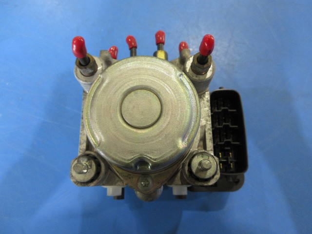 【中古】中古部品 スピアーノ HF21S ABSｱｸﾁｭｴｰﾀｰ 【3310590000-202607038442500】｜e-cleマート