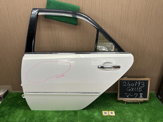【中古】中古部品 マークII GX115 左リアドア 【3330990200-000026019313400】|e-cleマート