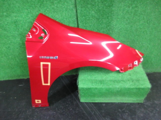 【中古】中古部品 プリウス ZVW50 右ﾌﾛﾝﾄﾌｪﾝﾀﾞｰ 【3380010000-260716500410600】｜e-cleマート
