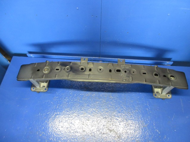 【中古】中古部品 MAZDA3 BP8P フロントバンパーホースメント 【3310270100-000015434210120】|e-cleマート