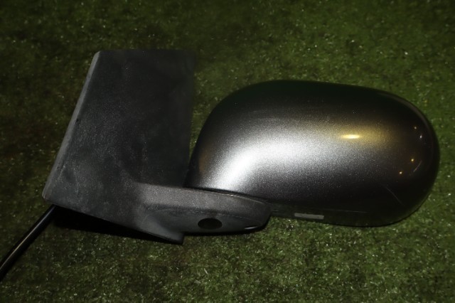 【中古】中古部品 ノート E11 左サイドミラー 【3330950100-000052671313600】|e-cleマート
