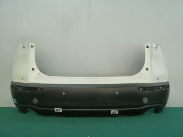 【中古】中古部品 ＣＸ&minus;３０ DM8P ﾘｱﾊﾞﾝﾊﾟｰ 【3380050000-000038605315100】｜e-cleマート