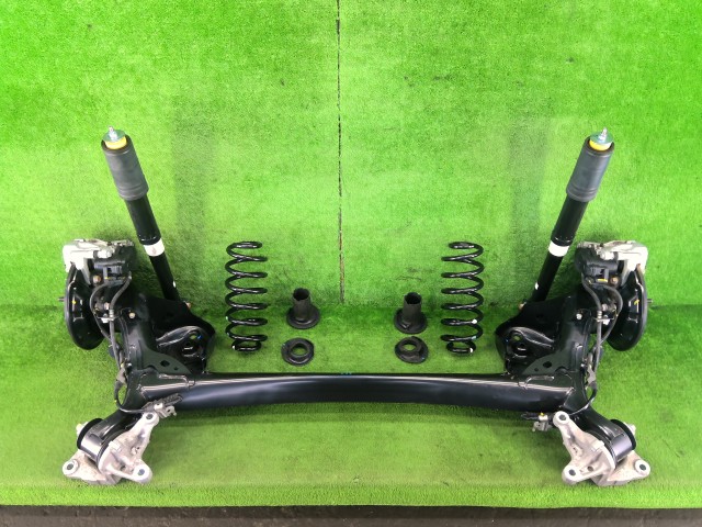 【中古】中古部品 ステップワゴン RP8 ﾘｱｱｸｽﾙﾎｰｼﾝｸﾞ 【3330990100-260619000441200】｜e-cleマート