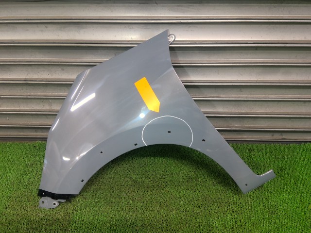 【中古】中古部品 フィット GR6 左ﾌﾛﾝﾄﾌｪﾝﾀﾞｰ 【3330540100-260408000810700】｜e-cleマート