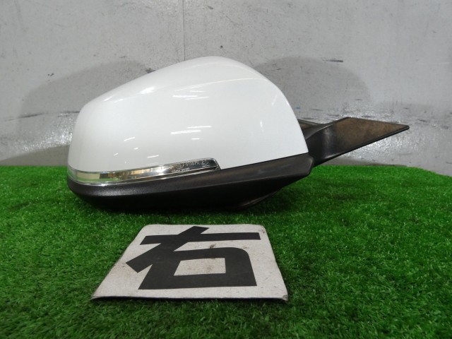 【中古】中古部品 BMW 1シリーズ 1R15 右サイドミラー 【3260250000-000026079513500】|e-cleマート