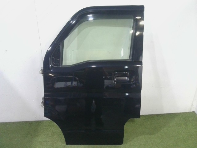 【中古】中古部品 NV100クリッパーリオ DR17W 左フロントドア 【3310090100-202606099013200】|e-cleマート