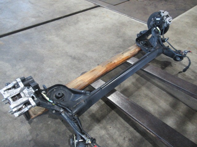 【中古】中古部品 フィット GR3 リアアクスルビーム 【3330540100-260327000153500】|e-cleマート