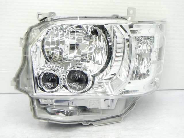 【中古】再生部品 ハイエース TRH200V 左ヘッドランプ 【3380010000-260721500610900】|e-cleマート