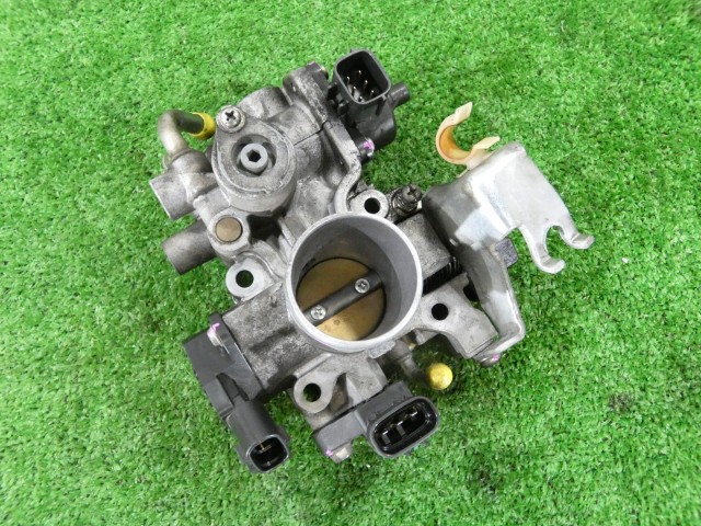 【中古】中古部品 エブリィ DA64W スロットルボディ 【3260250000-000026091020300】|e-cleマート