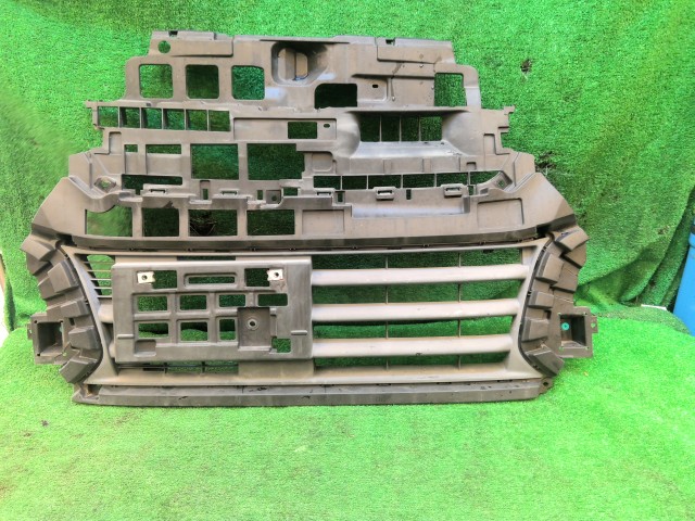【中古】中古部品 スペーシア MK42S ﾌﾛﾝﾄﾊﾞﾝﾊﾟｰﾌｪｰｽ 【3260240000-260722000110110】｜e-cleマート
