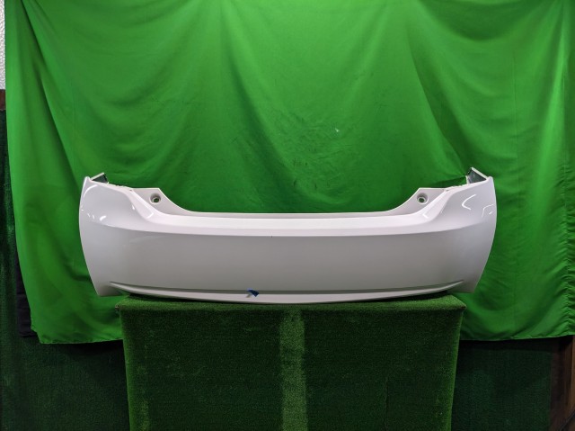 【中古】中古部品 プリウス ZVW30 ﾘｱﾊﾞﾝﾊﾟｰ 【3310200100-000022916615100】｜e-cleマート