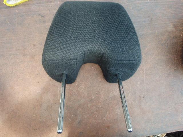 【中古】中古部品 ステップワゴン RK5 ﾍｯﾄﾞﾚｽﾄ 【3331010800-001697981577400】