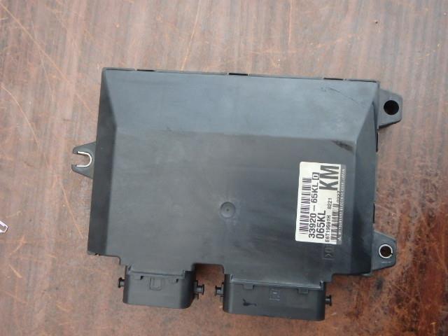 【中古】中古部品 ワゴンR MH22S エンジンコンピューター 【3331010800-001545642863100】