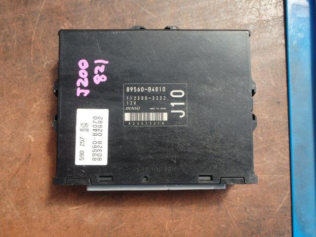 【中古】中古部品 ビーゴ J200G エンジンコンピューター 【3331010800-001520392163100】|e-cleマート