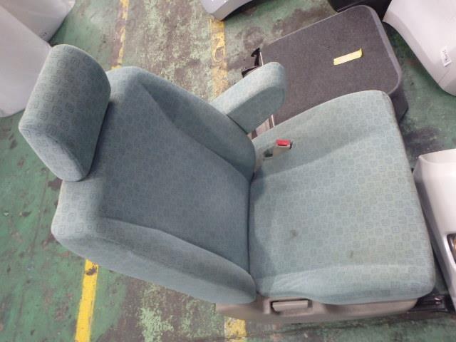 【中古】中古部品 モコ MG22S ﾄﾞﾗｲﾊﾞｰｼｰﾄ 【3331010800-001716609670500】