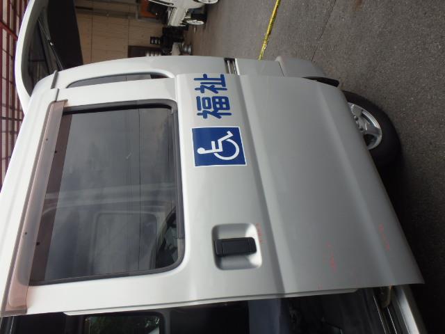 【中古】中古部品 ハイゼット S320V 左ﾘｱﾄﾞｱ 【3331010800-001682890213400】｜e-cleマート