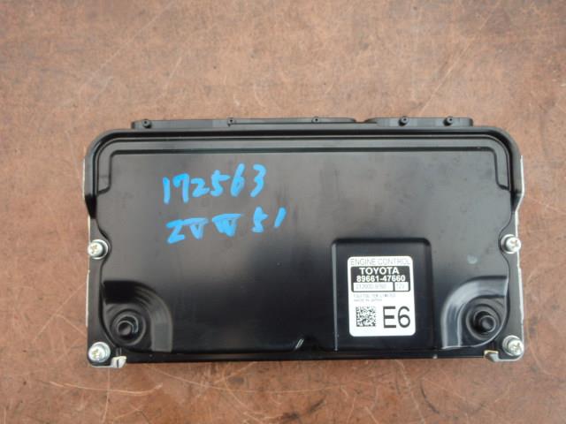 【中古】中古部品 プリウス ZVW51 ｴﾝｼﾞﾝｺﾝﾋﾟｭｰﾀｰ 【3331010800-001589610363100】｜e-cleマート