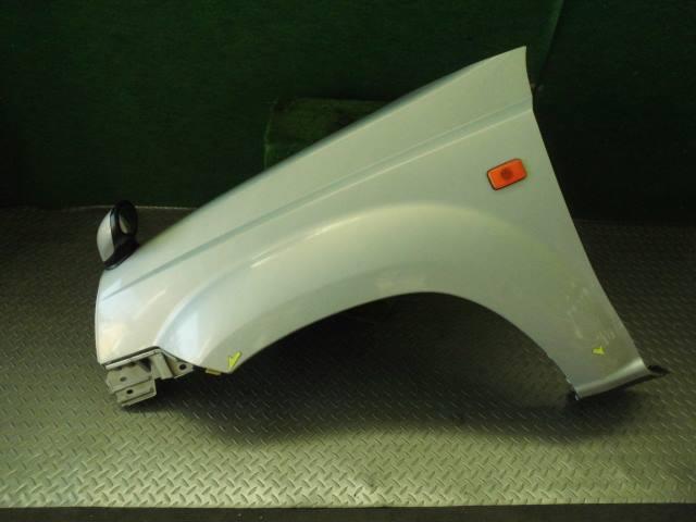 【中古】中古部品 エクストレイル NT30 左ﾌﾛﾝﾄﾌｪﾝﾀﾞｰ 【3310420000-001400765110700】