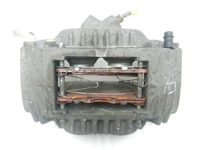 【中古】中古部品 ＲＸ－７ FC3S 右ﾌﾛﾝﾄｷｬﾘﾊﾟｰ 【3310070100-000421094744330】