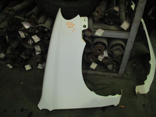 【中古】中古部品 アルト HA23V 右ﾌﾛﾝﾄﾌｪﾝﾀﾞｰ 【3310160100-220204000610600】