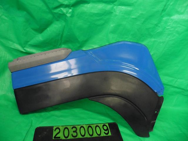 【中古】中古部品 UD日産大型車 CV5XL 右ﾌﾛﾝﾄﾌｪﾝﾀﾞｰ 【3310040100-001578475310600】