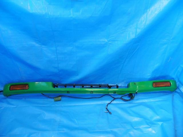 【中古】中古部品 いすゞ大型車 CYJ51W5 ﾌﾛﾝﾄﾊﾞﾝﾊﾟｰ 【3310040100-001534444610100】