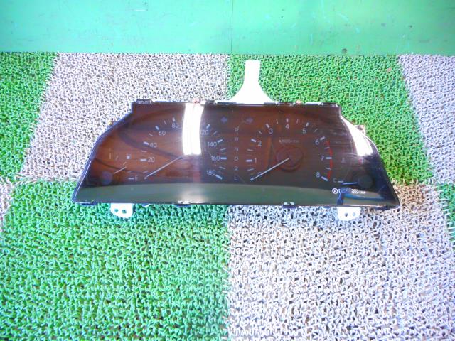 【中古】中古部品 ガイア SXM10G ｽﾋﾟｰﾄﾞﾒｰﾀｰ 【3330440100-001305425261400】