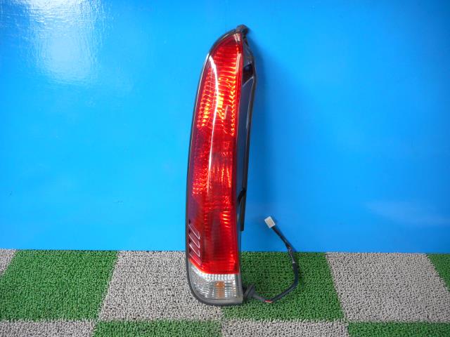 【中古】中古部品 テリオスキッド J111G 左ﾃｰﾙﾗﾝﾌﾟ 【3330440100-001295528915600】