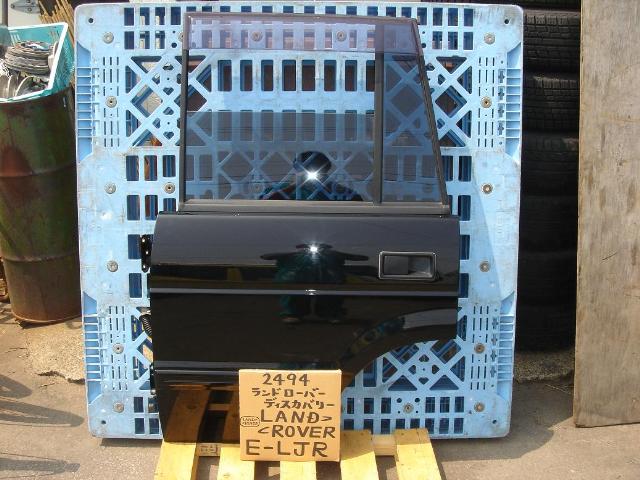 【中古】中古部品 ランドローバー ディスカバリー LJR 左ﾘｱﾄﾞｱ 【3330440100-000765698513400】