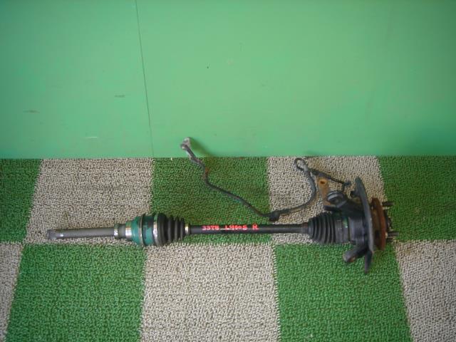 【中古】中古部品 マックス L960S 右フロントナックルハブ 【3330440100-001323381644310】