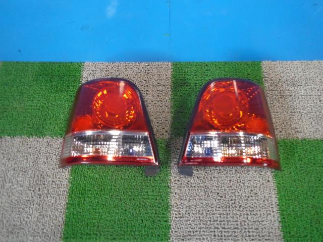 【中古】中古部品 オデッセイ RA4 右ﾃｰﾙﾗﾝﾌﾟ 【3330440100-001470921015500】