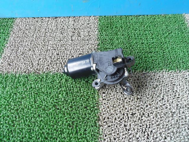 【中古】中古部品 ボンゴ SKF2M ﾌﾛﾝﾄﾜｲﾊﾟｰﾓｰﾀｰ 【3330440100-001550090461600】