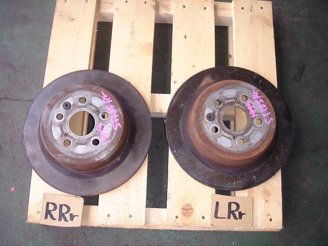 【中古】中古部品 セリカ ST185H 右ﾘｱﾃﾞｨｽｸﾛｰﾀｰ(大型車用) 【3330440100-000697889444800】