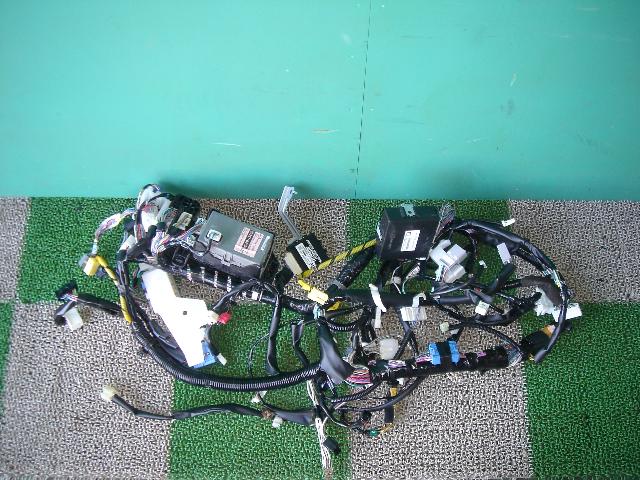 【中古】中古部品 ムーヴ L185S ﾜｲﾔｰﾊｰﾈｽ 【3330440100-000950455769000】