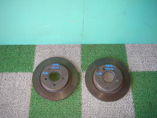 【中古】中古部品 ボルボ 40シリーズ MB5244 左ﾘｱﾃﾞｨｽｸﾛｰﾀｰ(大型車用) 【3330440100-000951205744810】