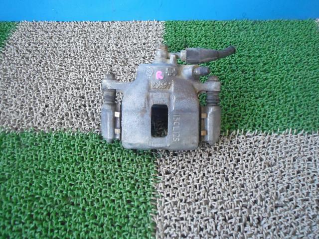 【中古】中古部品 アクティ TC 右ﾌﾛﾝﾄｷｬﾘﾊﾟｰ 【3330440100-001411933744330】